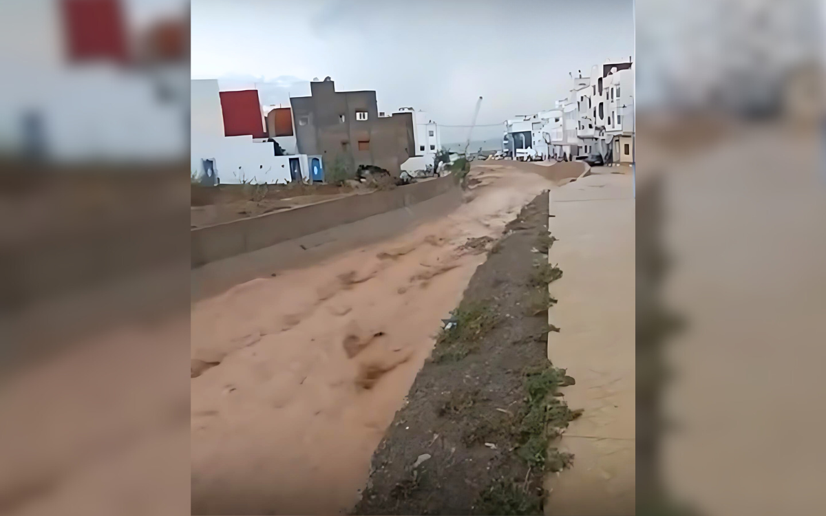 بعد تساقطات مطرية غزيرة بالمنطقة خلال فصل الصيف الجاري.. جريان السيول بمنطقة الجبهة شمال المملكة