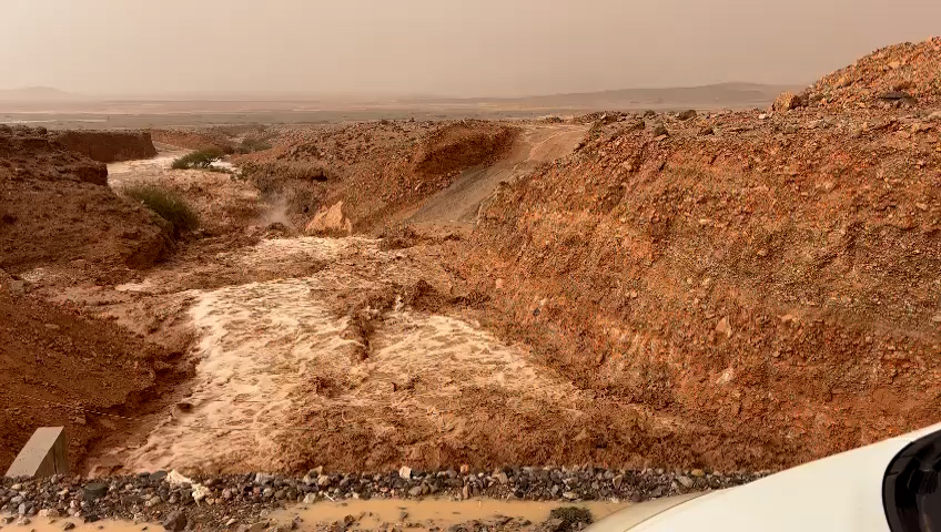 بعد الأمطار العاصفية الأخيرة.. تحويل حمولة مائية بلغ صبيبها 364 م³ / الثانية إلى سد "خنگ گرو" في إقليم فكيك