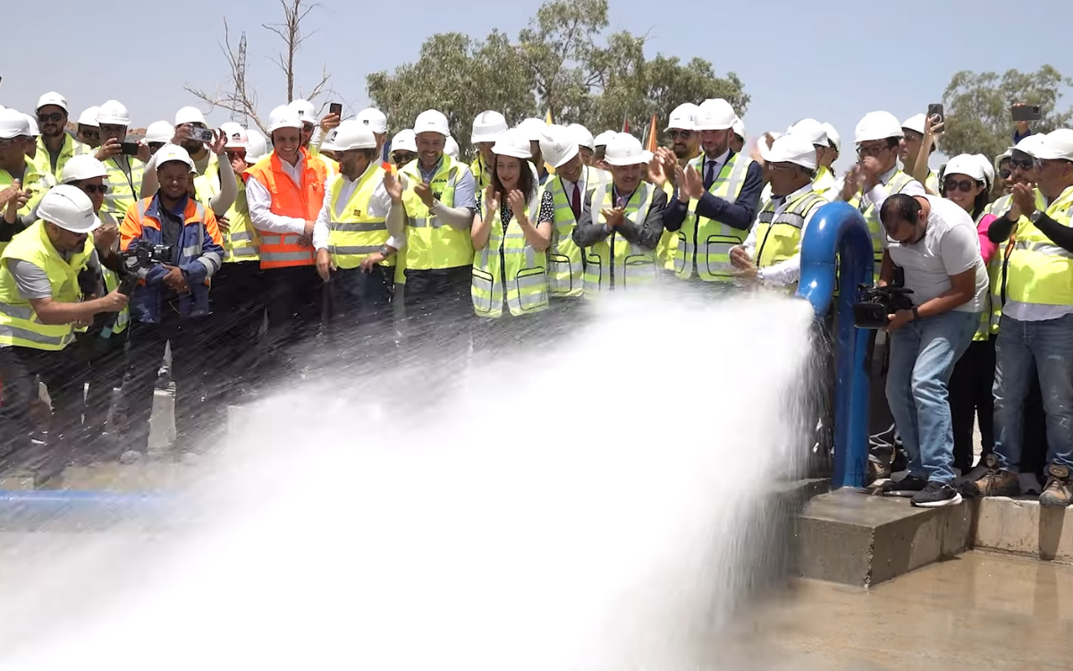 شركة “OCP Green Water” تنجح في تشغيل أنبوب لنقل المياه المُحَلَّاة من الجرف الأصفر إلى خريبكة