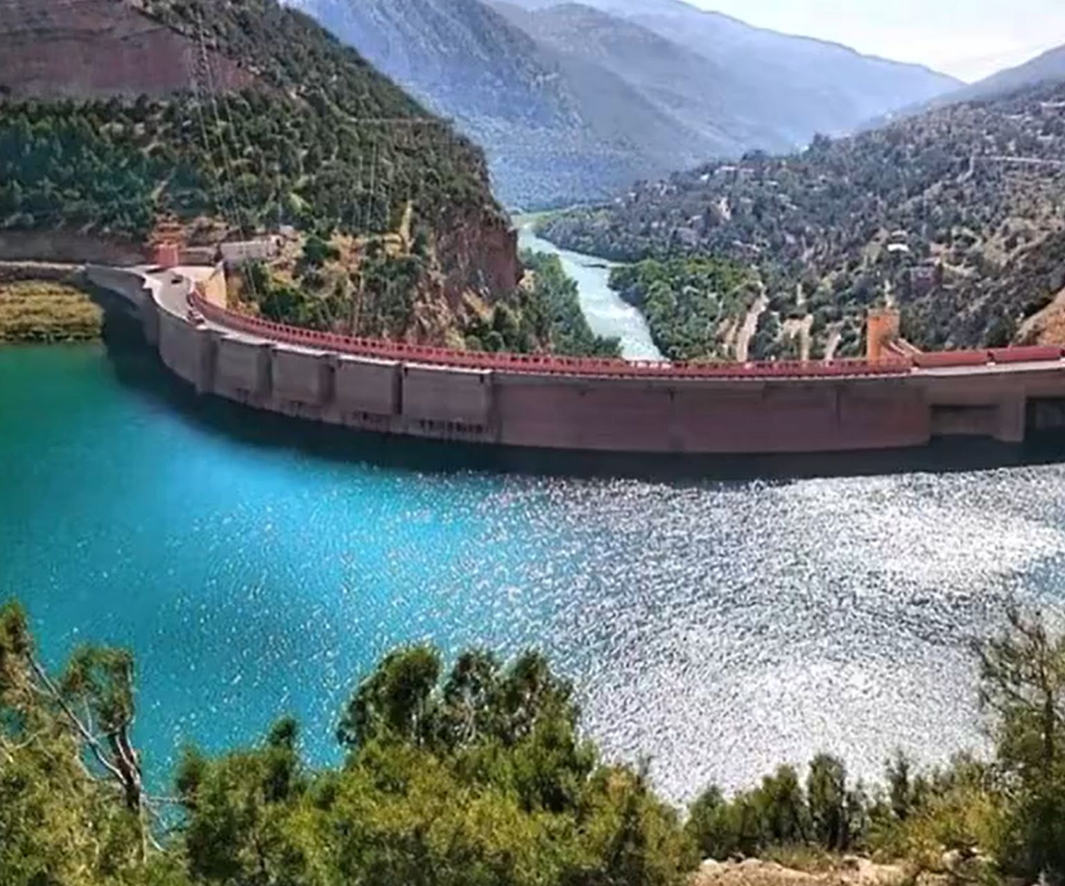 ارتفاع الموارد المائية بعدد من سدود المملكة خلال الـ 24 ساعة الماضية