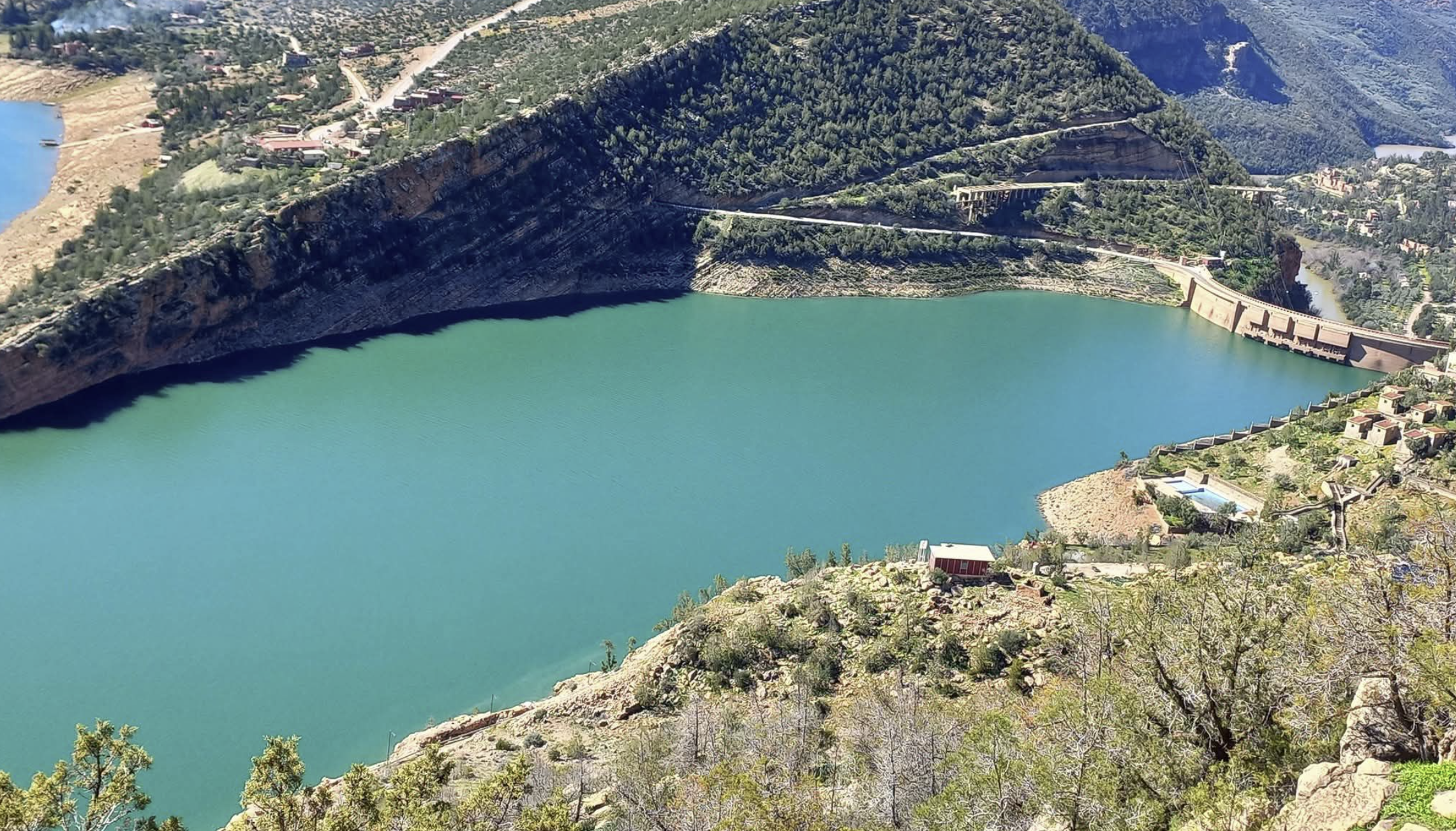 ارتفاع الموارد المائية بعدد من سدود المملكة خلال الـ 24 ساعة الماضية