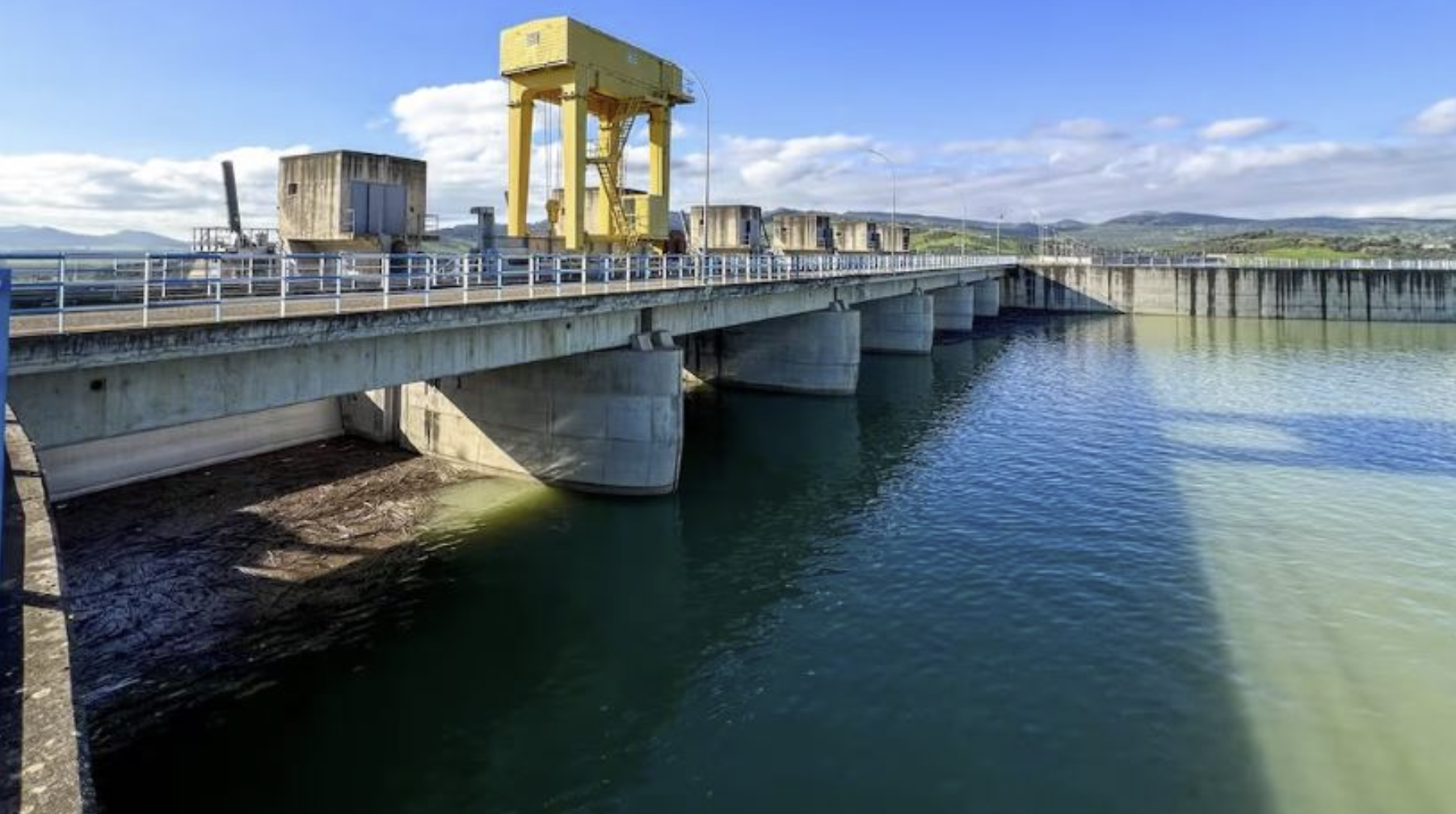 ارتفاع الموارد المائية بعدد من سدود المملكة خلال الـ 24 ساعة الماضية