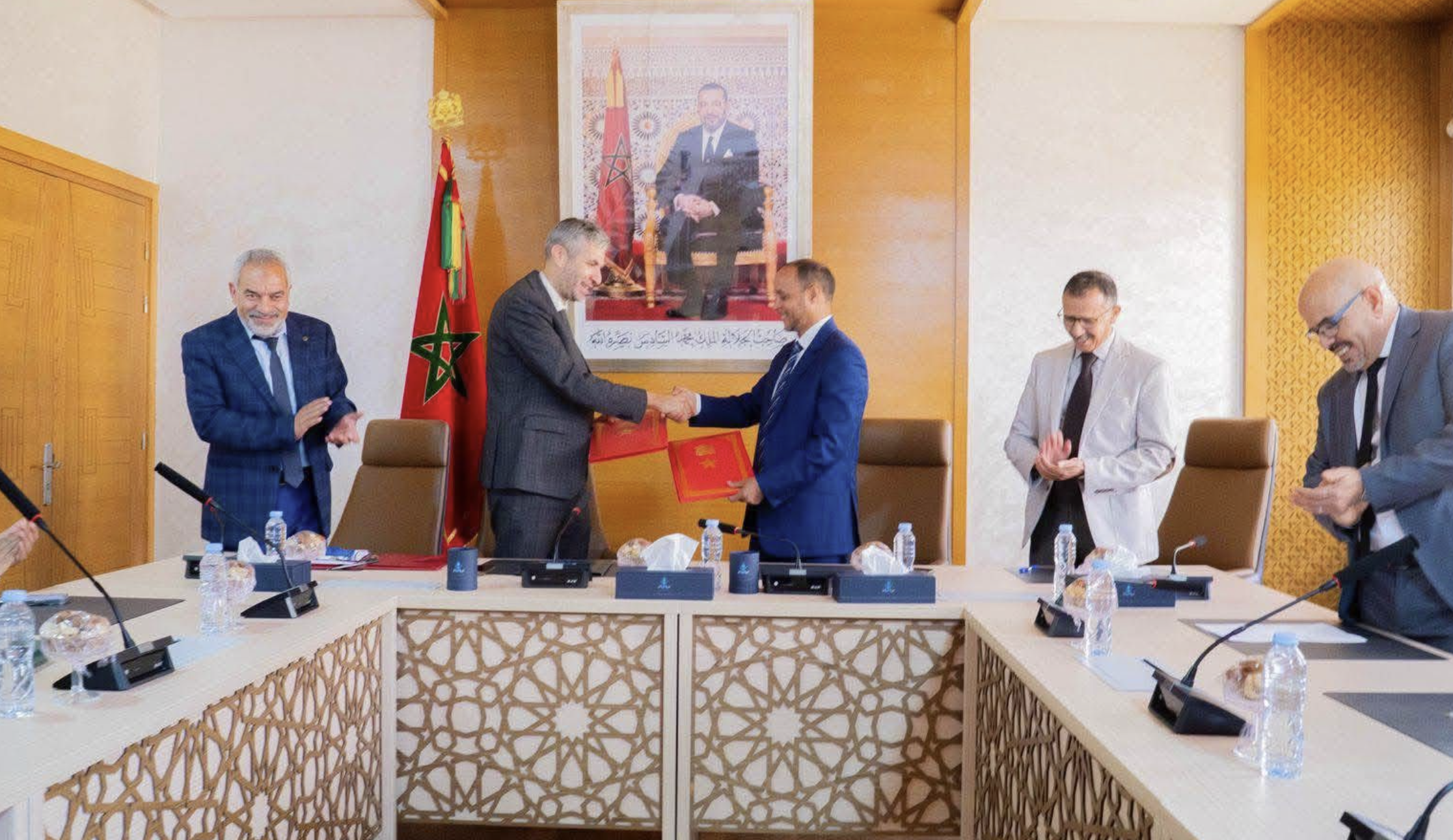 توقيع اتفاقية شراكة لتعزيز تدبير الموارد المائية والغابوية بجهة العيون الساقية الحمراء