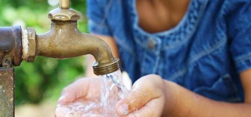 قلعة السراغنة.. المصادقة على مشاريع مائية لتعزيز التزويد بالماء الصالح للشرب