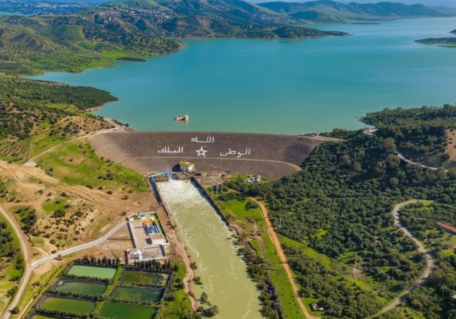 بعد استقباله واردات مائية مهمة خلال الأيام الأخيرة.. وضعية سد وادي المخازن مستقرة مع تراجع مستوى الحقينة
